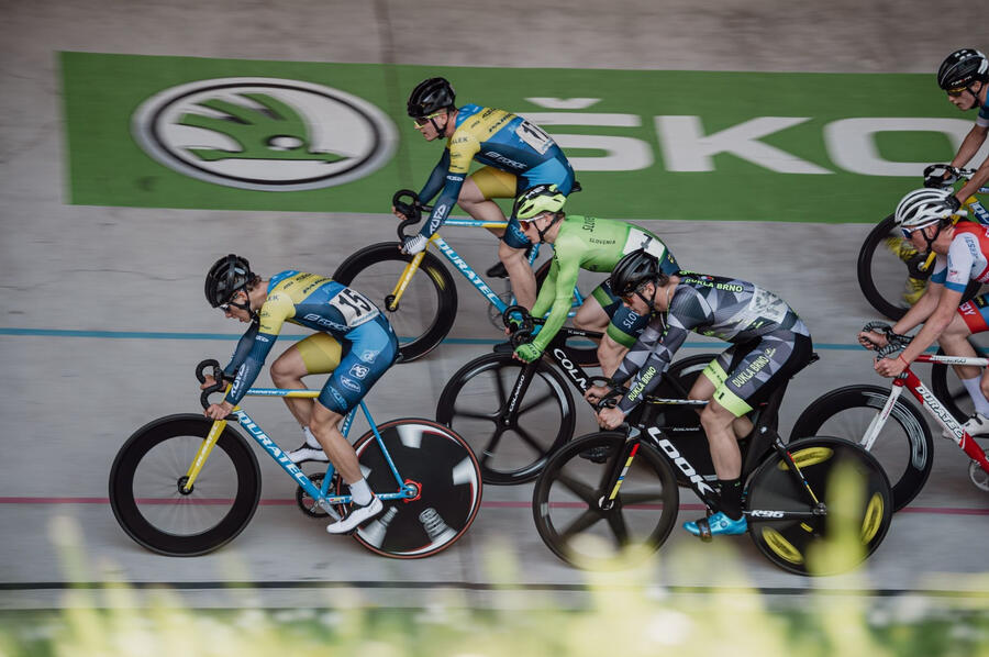 Cycling race